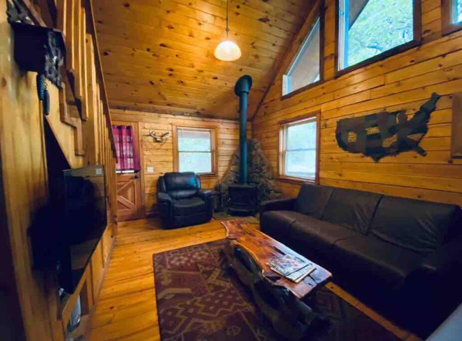 The Loft At Bear Mountain Log Cabins Eureka Springs Exterior foto